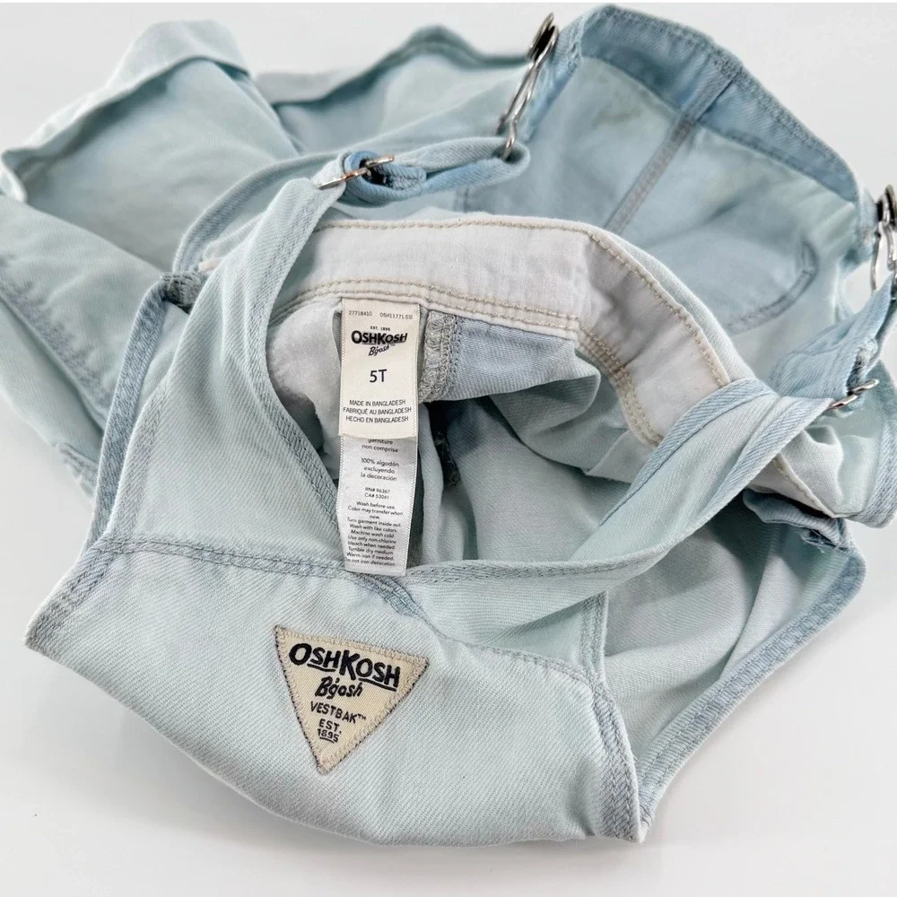 OSHKOSH B'GOSH Girls Denim Shortalls 5T Light Wash Heart Pocket Overalls